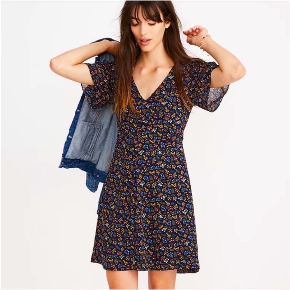 Madewell Floral Flutter Sleeve V-Neck Dress